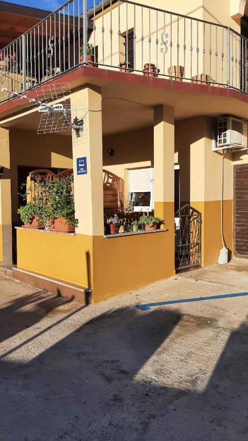 Guesthouse Gasho Rijeka Exterior photo